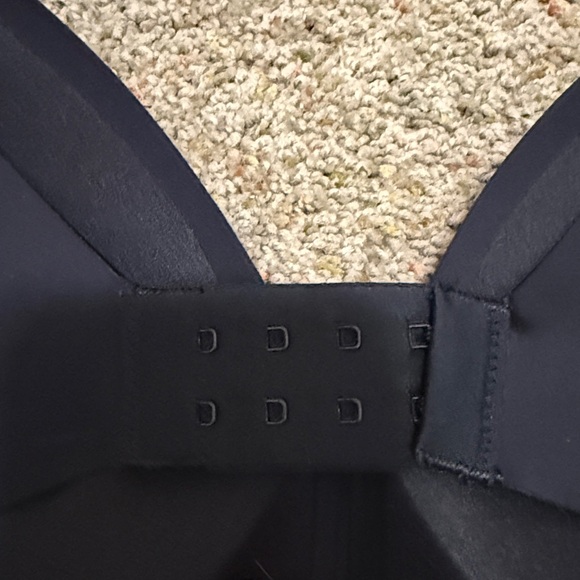 NWT SOMA VANISHING 360 Perfect Coverage Wireless Bra Black size 34A - Picture 5 of 6